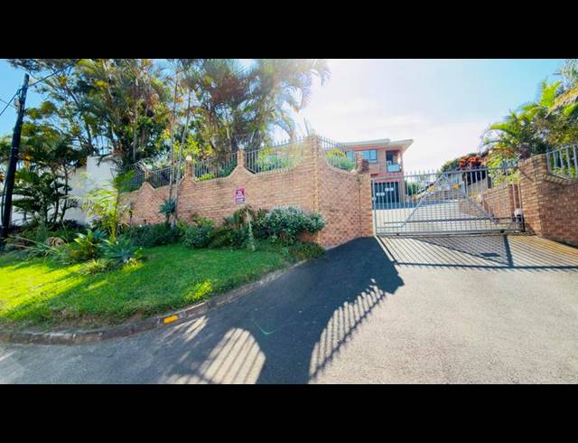 6 BEDROOM HOUSE FOR SALE IN RESERVOIR HILLS